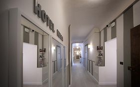 Hotel Nella Firenze